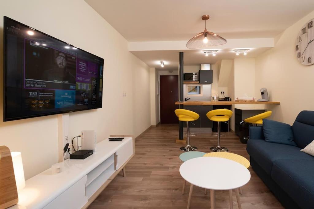 Ecrin D'Or T2 Duplex Sainte Clotilde 2 Etoiles Apartment Exterior photo